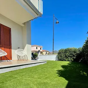 https://casa-rosa-07026.in-sardinia.net